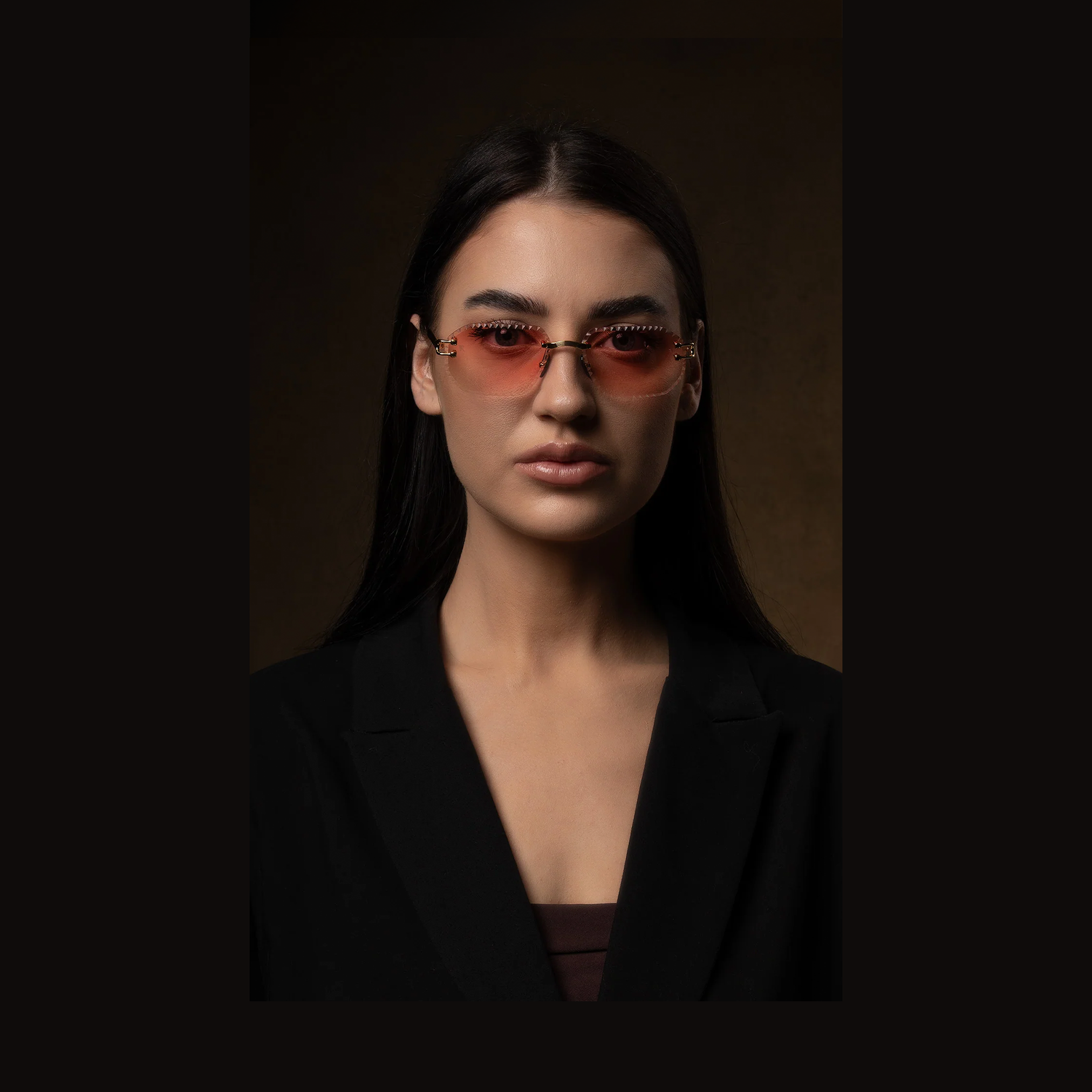 نظارات شمسية بدون إطار من الذهب عيار 18 قيراطًا من XVII