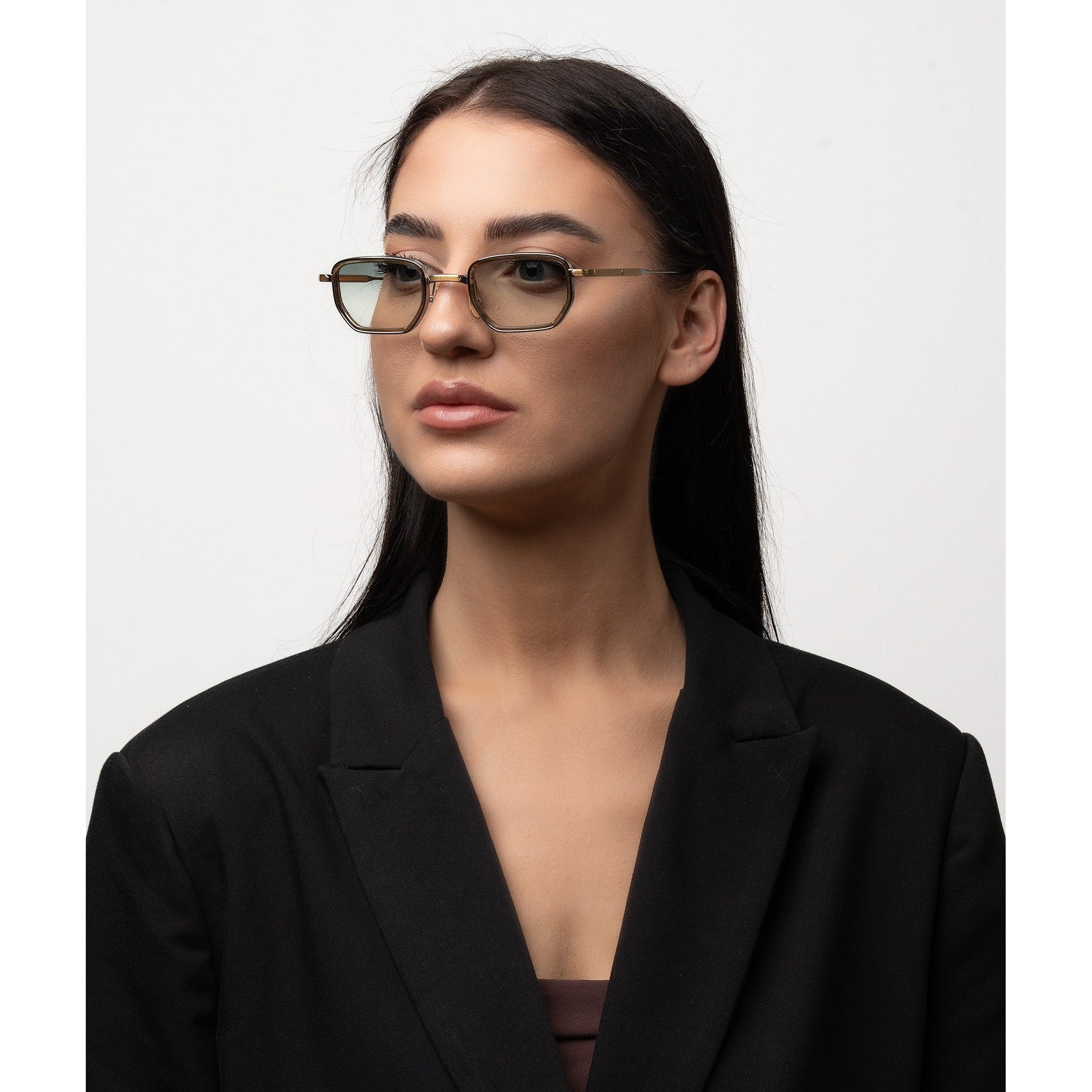 نظارات شمسية من الذهب عيار 18 قيراطًا لجميع الأوقات في العالم