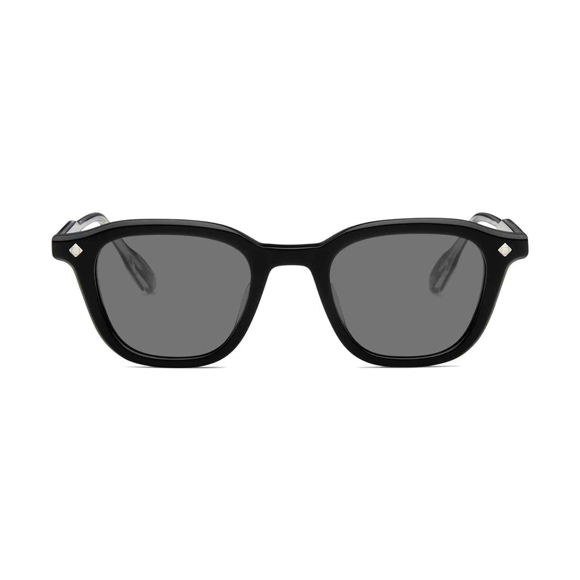 نظارات شمسية مربعة الشكل